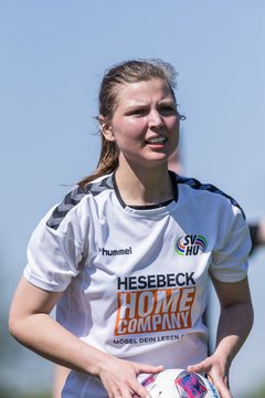 Bild 200 - F SV Henstedt Ulzburg - SV Fortuna Boesdorf : Ergebnis: 3:1